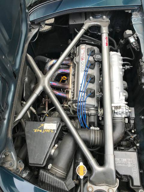 Toyota MR2 Engine bay