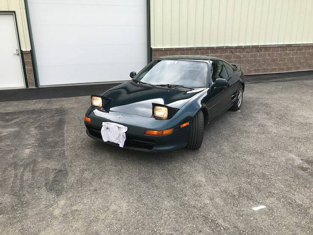 Toyota MR2 front